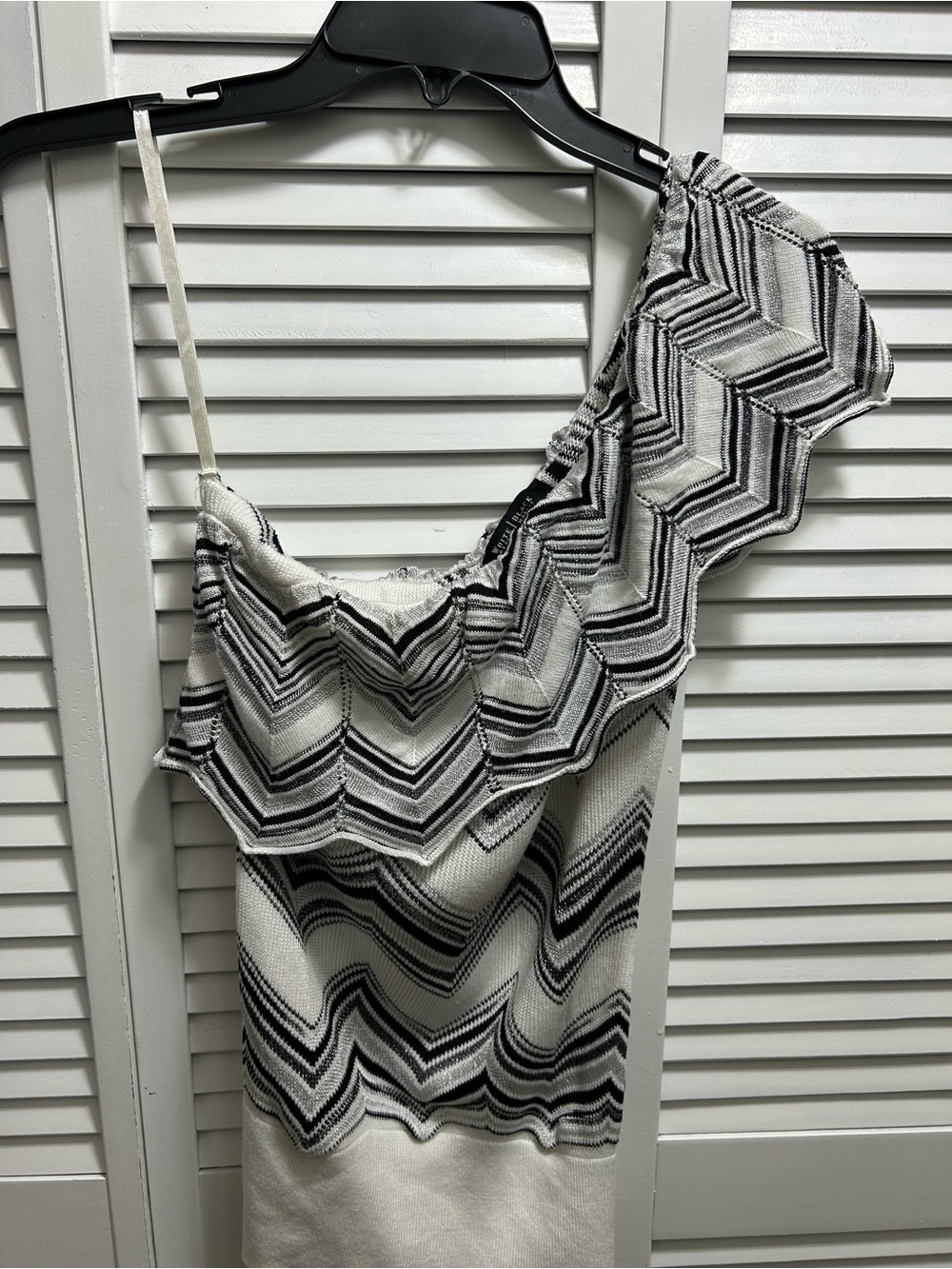 White House Black Market One-Shoulder Chevron Ruffle Dress in Black and White